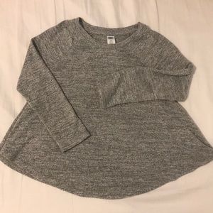 Grey Old Navy long sleeve girls top